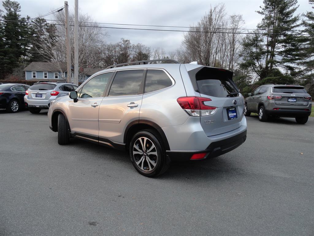 Used 2020 Subaru Forester Limited image 7