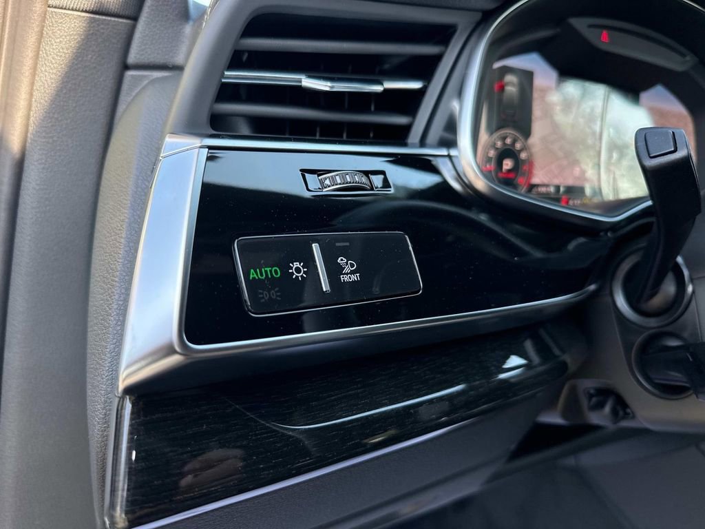 New 2025 Audi Q7 3.0T Premium Plus image 15