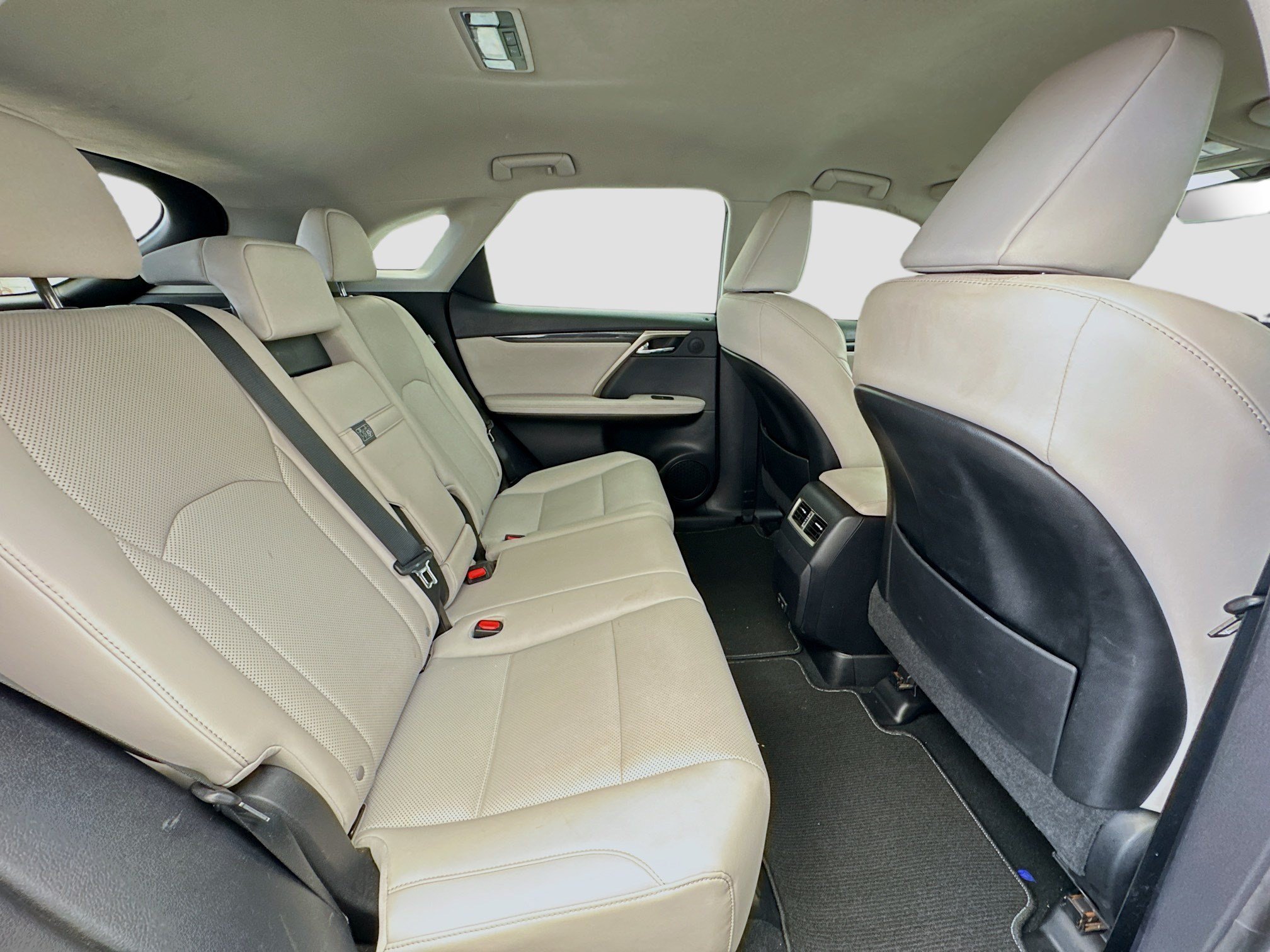 Used 2021 Lexus RX 350 FWD w/ Accessory Package image 18