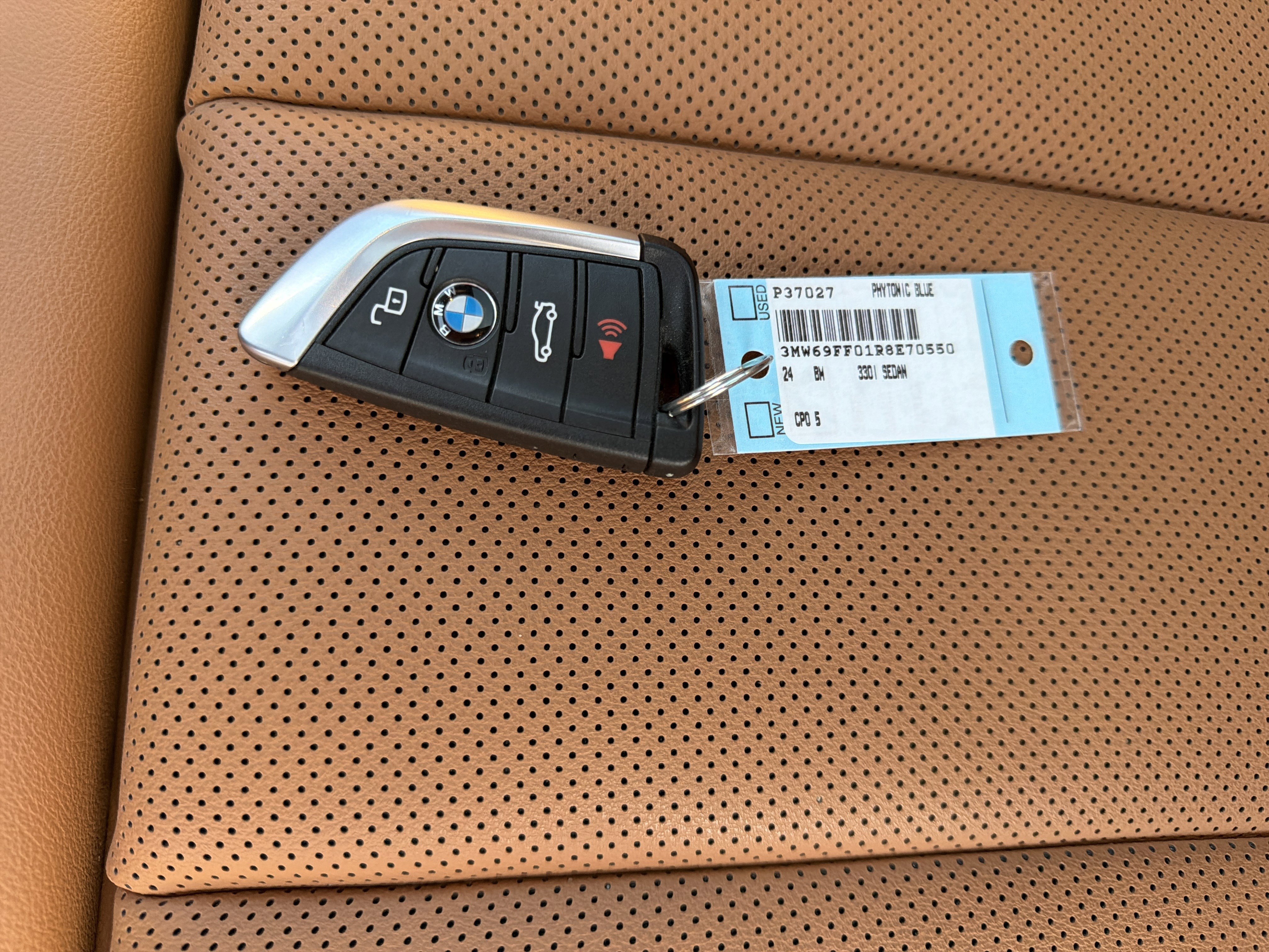 Certified 2024 BMW 330i Sedan image 36