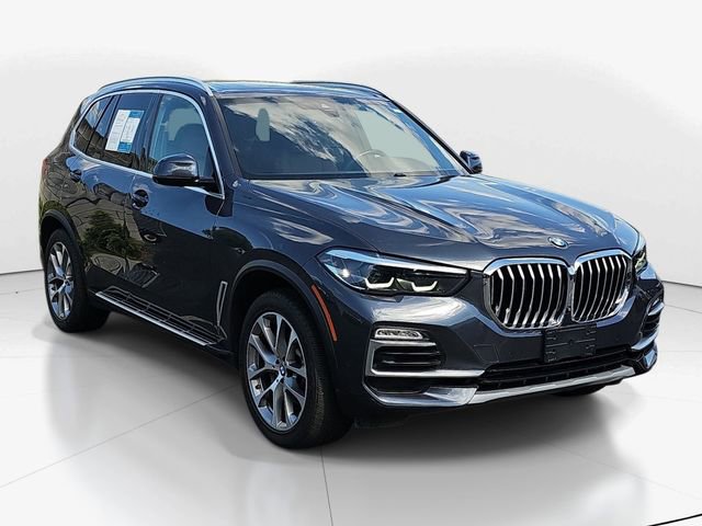 Used 2021 BMW X5 xDrive40i w/ Parking Assistance Package image 1