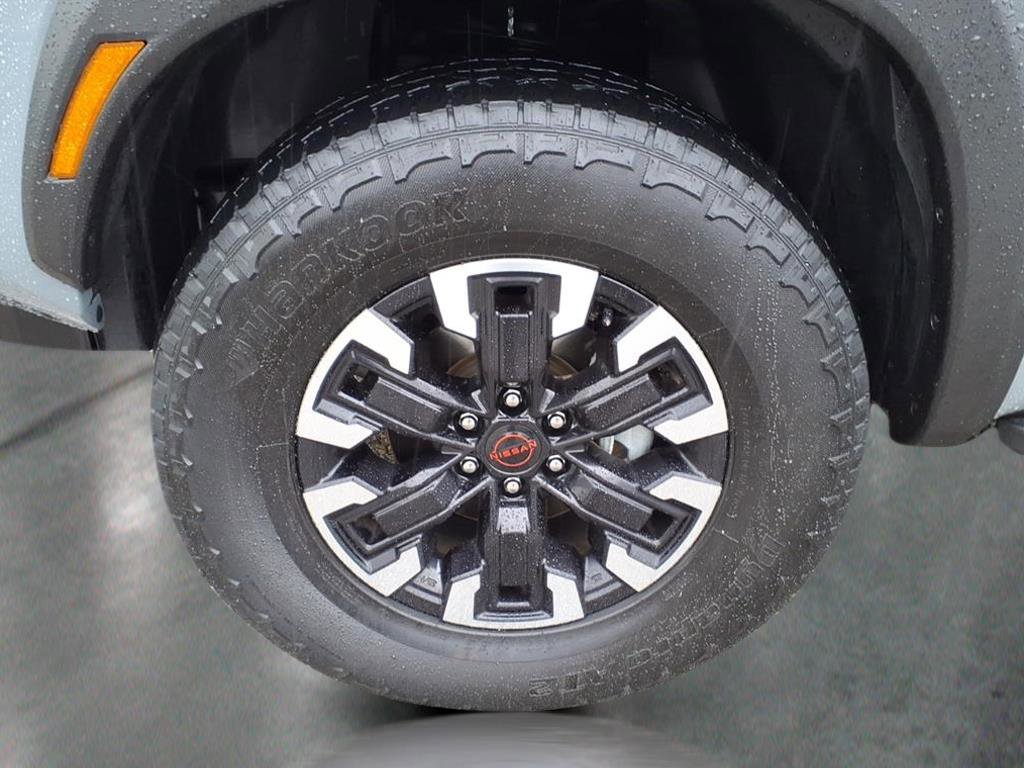 Certified 2023 Nissan Frontier PRO-4X w/ Pro Convenience Package image 10