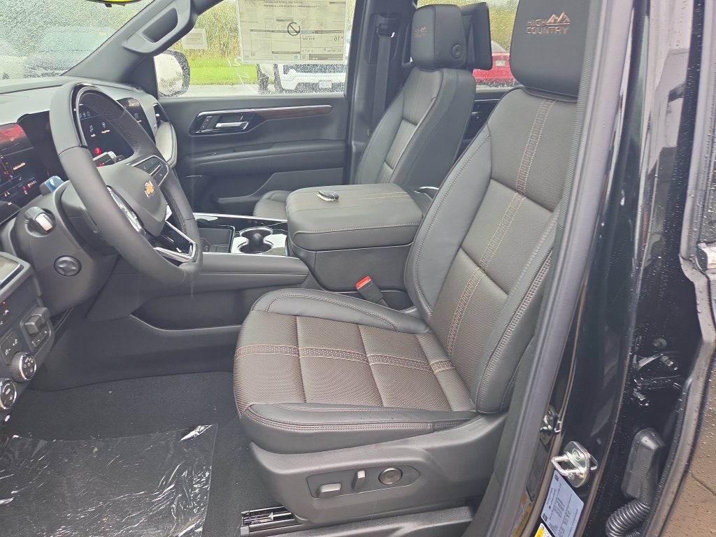 New 2027 Chevrolet Suburban High Country AWD/4WD image 25