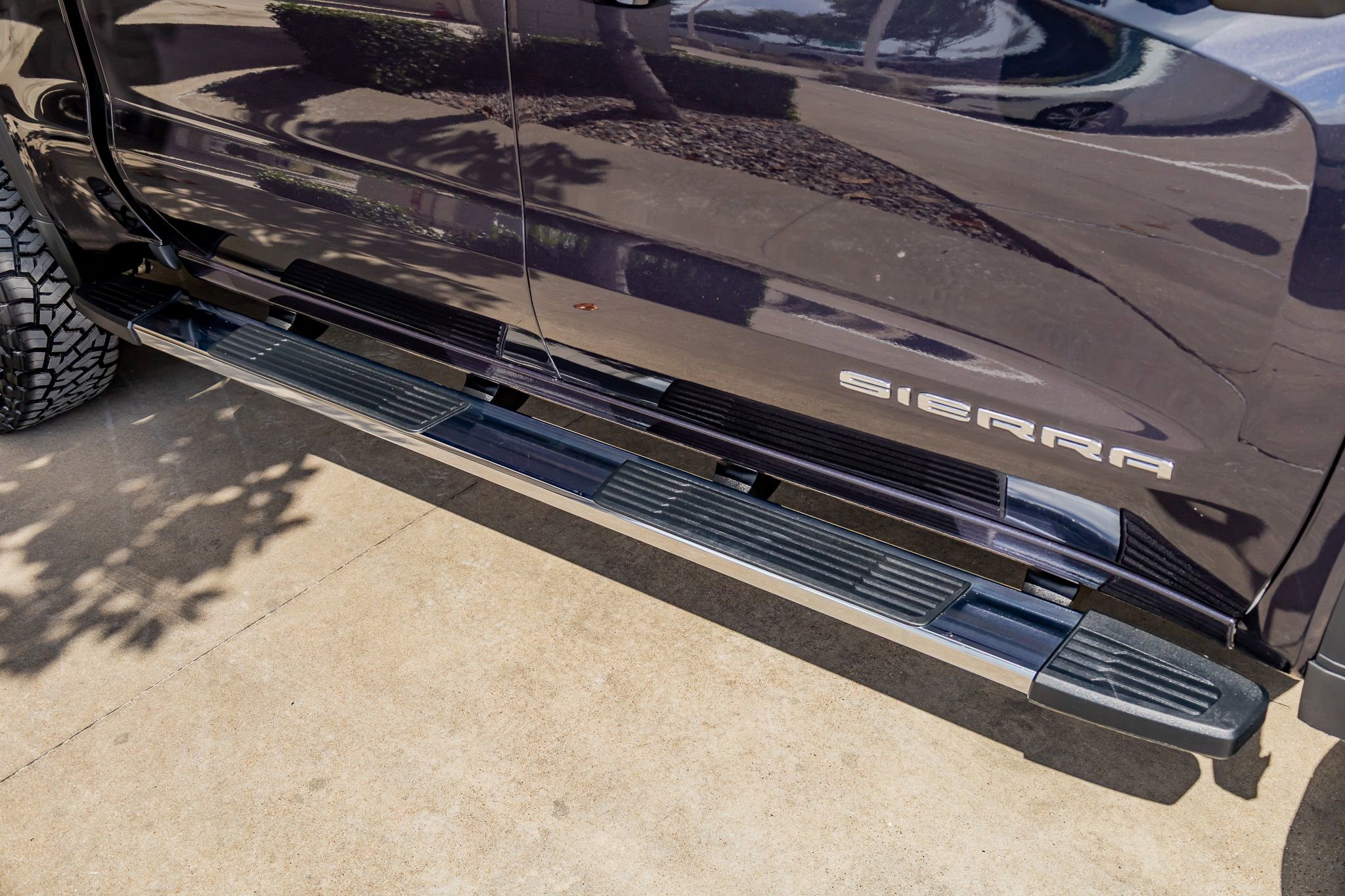 Used 2026 GMC Sierra 1500 SLT w/ SLT Premium Plus Package image 13