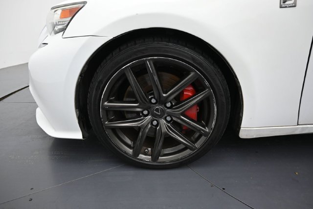 Used 2016 Lexus IS 200t w/ F Sport Package RWD image 9