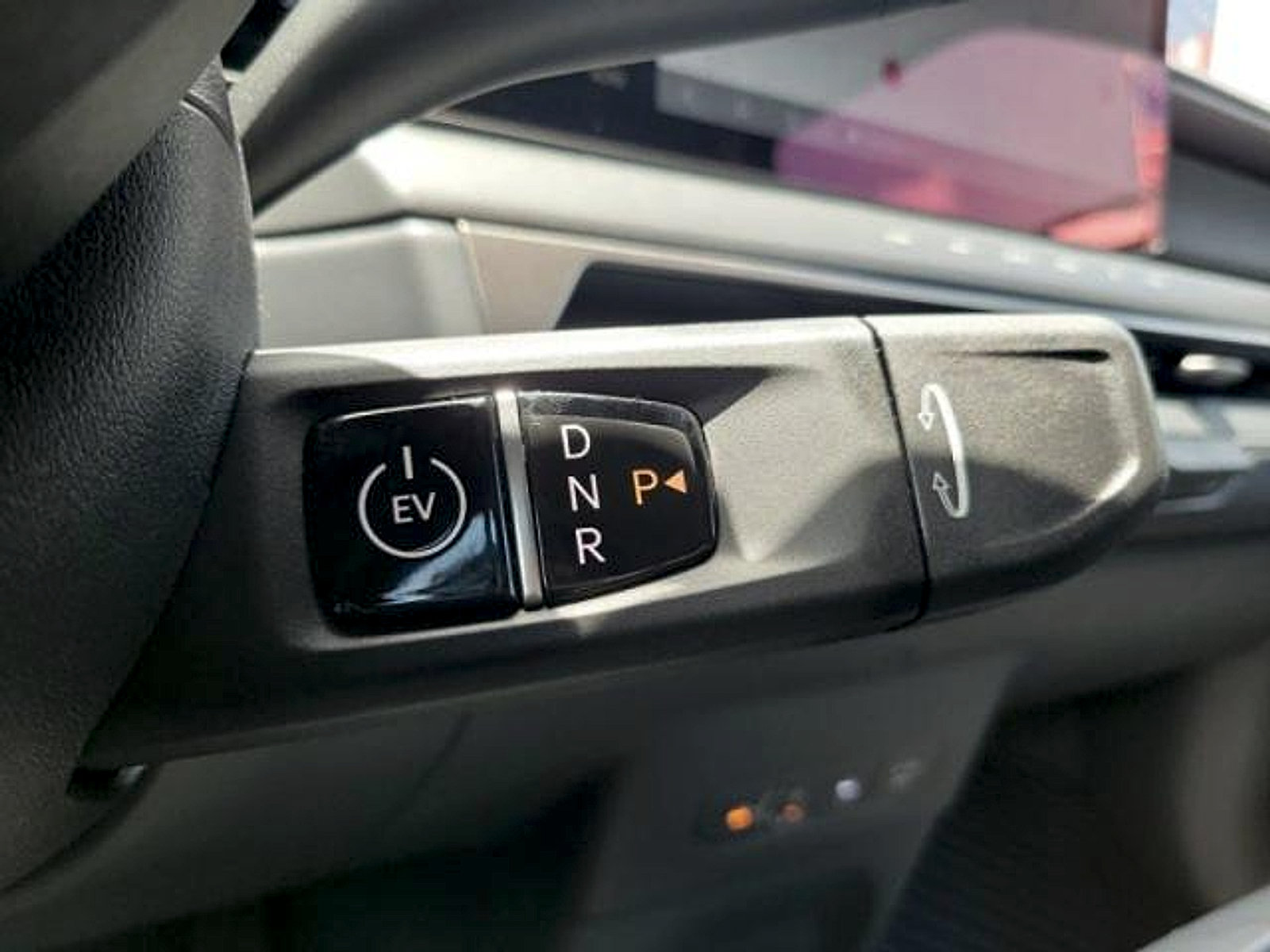 Used 2026 Kia EV9 Light RWD image 31