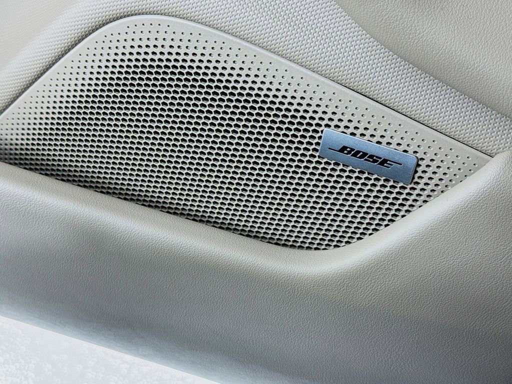 Certified 2021 Porsche Taycan RWD image 12
