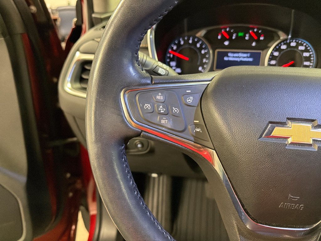 Used 2020 Chevrolet Equinox Premier FWD image 30
