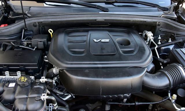 Used 2017 Jeep Grand Cherokee Laredo w/ Quick Order Package 23E image 28