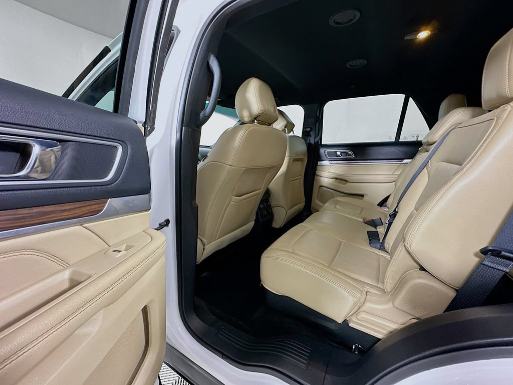 Used 2017 Ford Explorer Limited FWD image 17