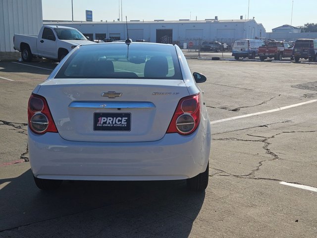 Used 2015 Chevrolet Sonic LT image 5
