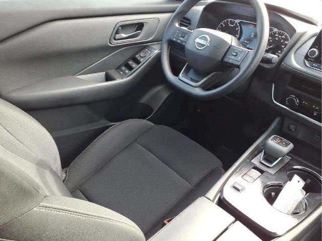 Certified 2026 Nissan Rogue S FWD image 11