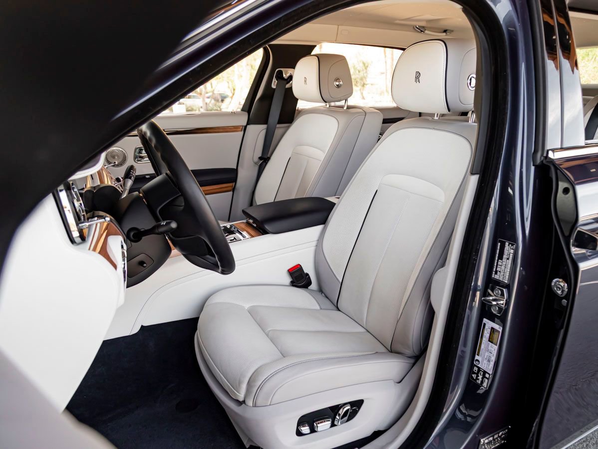 Certified 2024 Rolls-Royce Ghost Extended Wheelbase AWD/4WD image 25