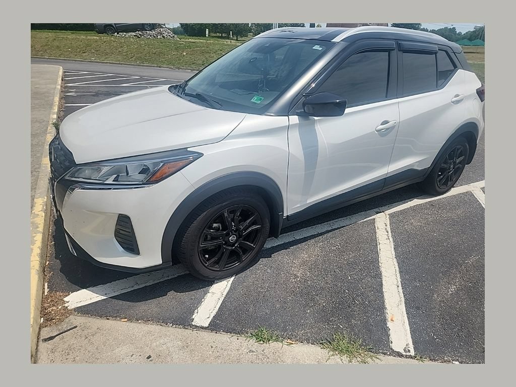 Used 2021 Nissan Kicks SV
