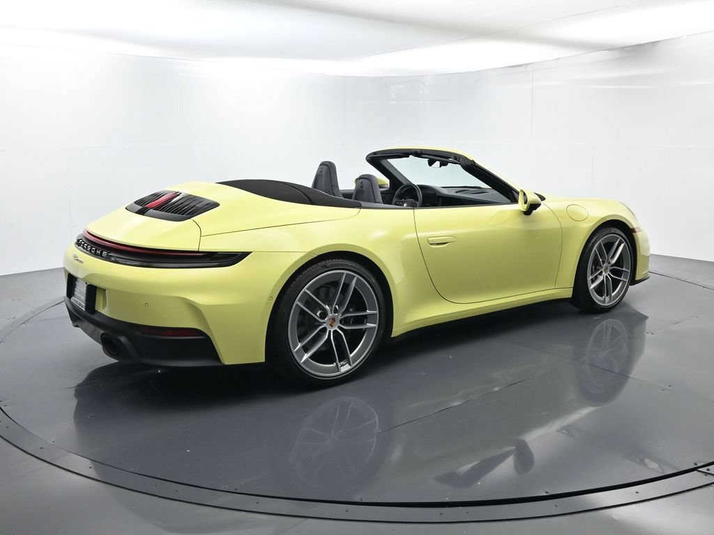 Certified 2025 Porsche 911 Carrera RWD image 15