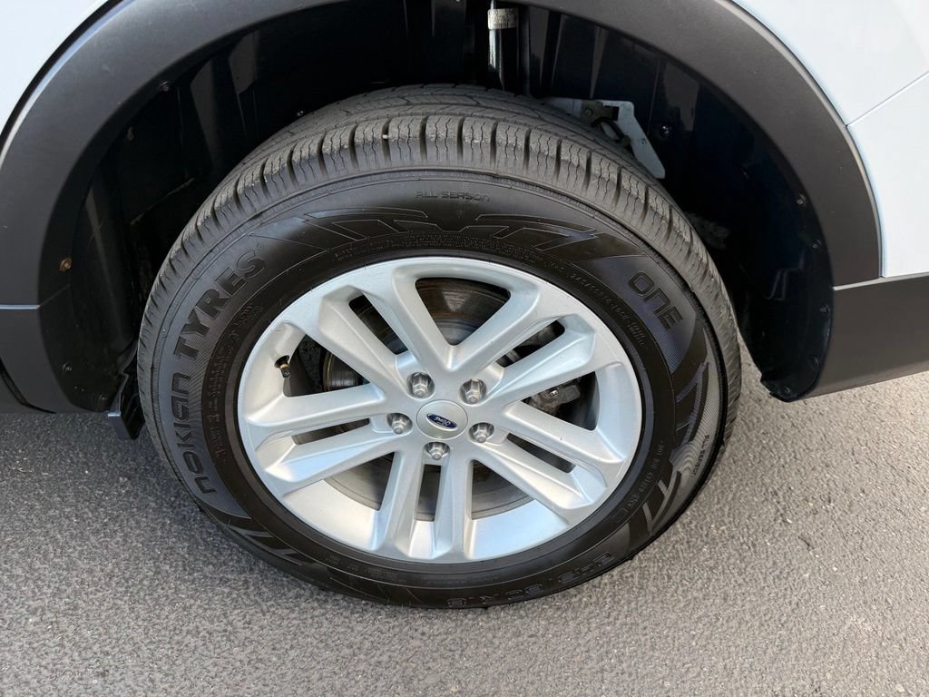 Used 2016 Ford Explorer 4WD image 5