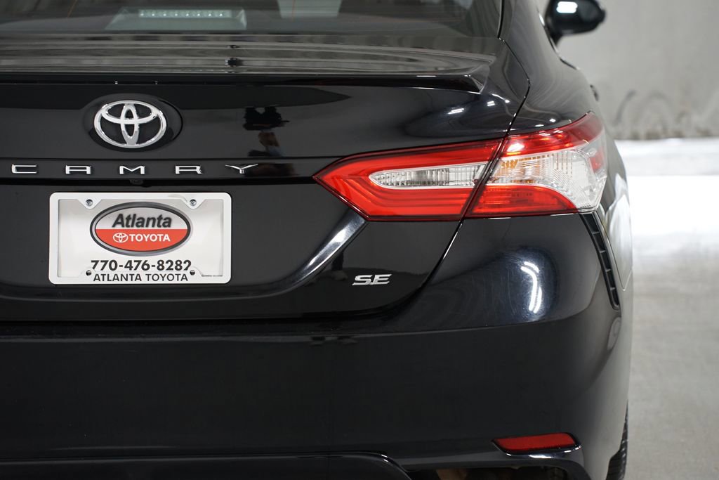 Certified 2020 Toyota Camry SE image 10