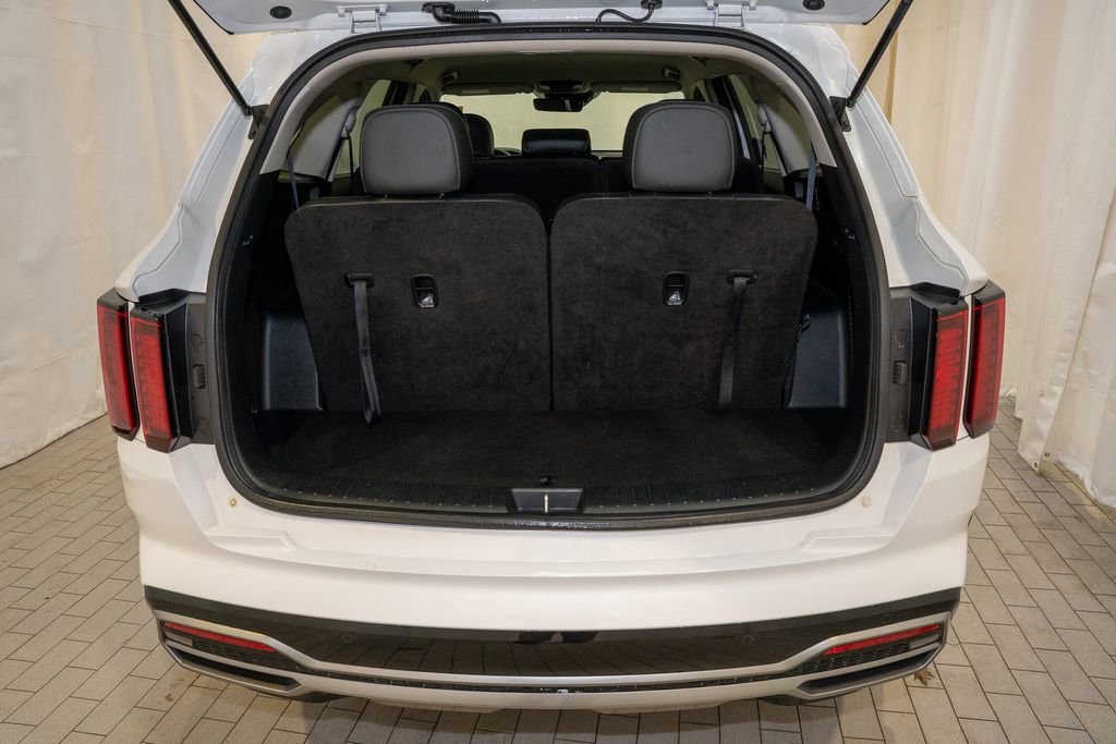 Certified 2021 Kia Sorento S image 6