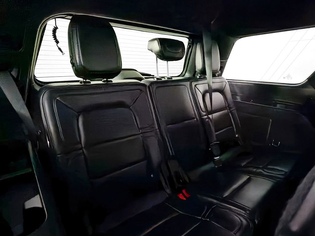 Used 2019 Lincoln Navigator Reserve AWD/4WD image 27