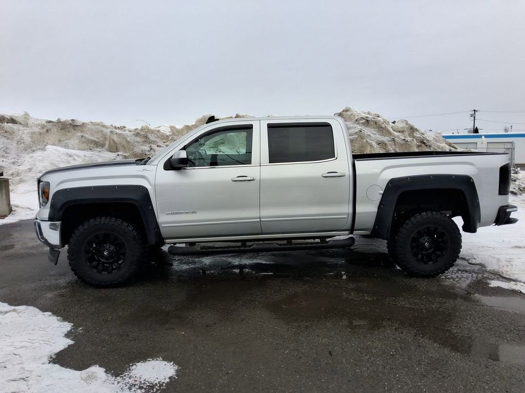 Used 2015 GMC Sierra 1500 SLE w/ Carbon-22 Edition image 5