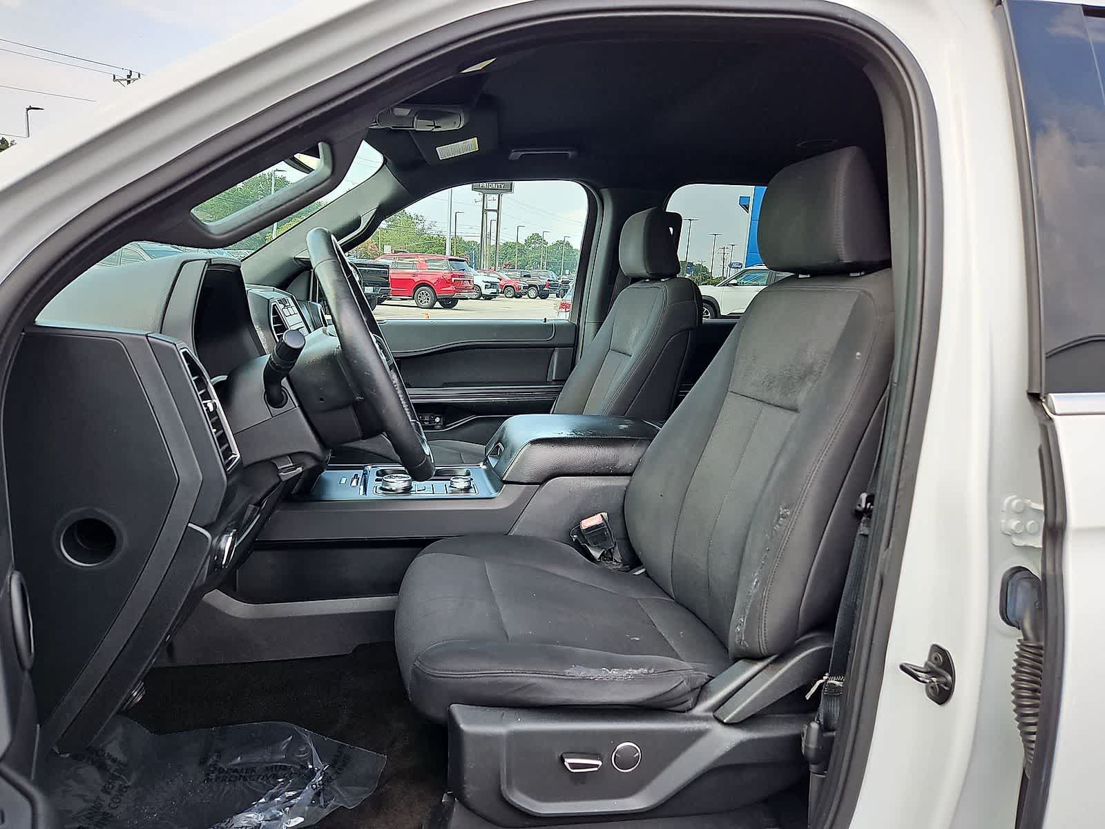 Used 2018 Ford Expedition Max XL AWD/4WD image 24
