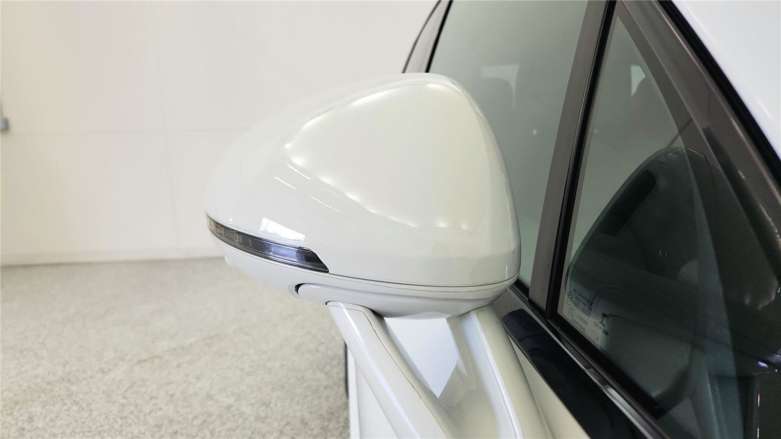 Used 2022 Porsche Macan S AWD/4WD image 18