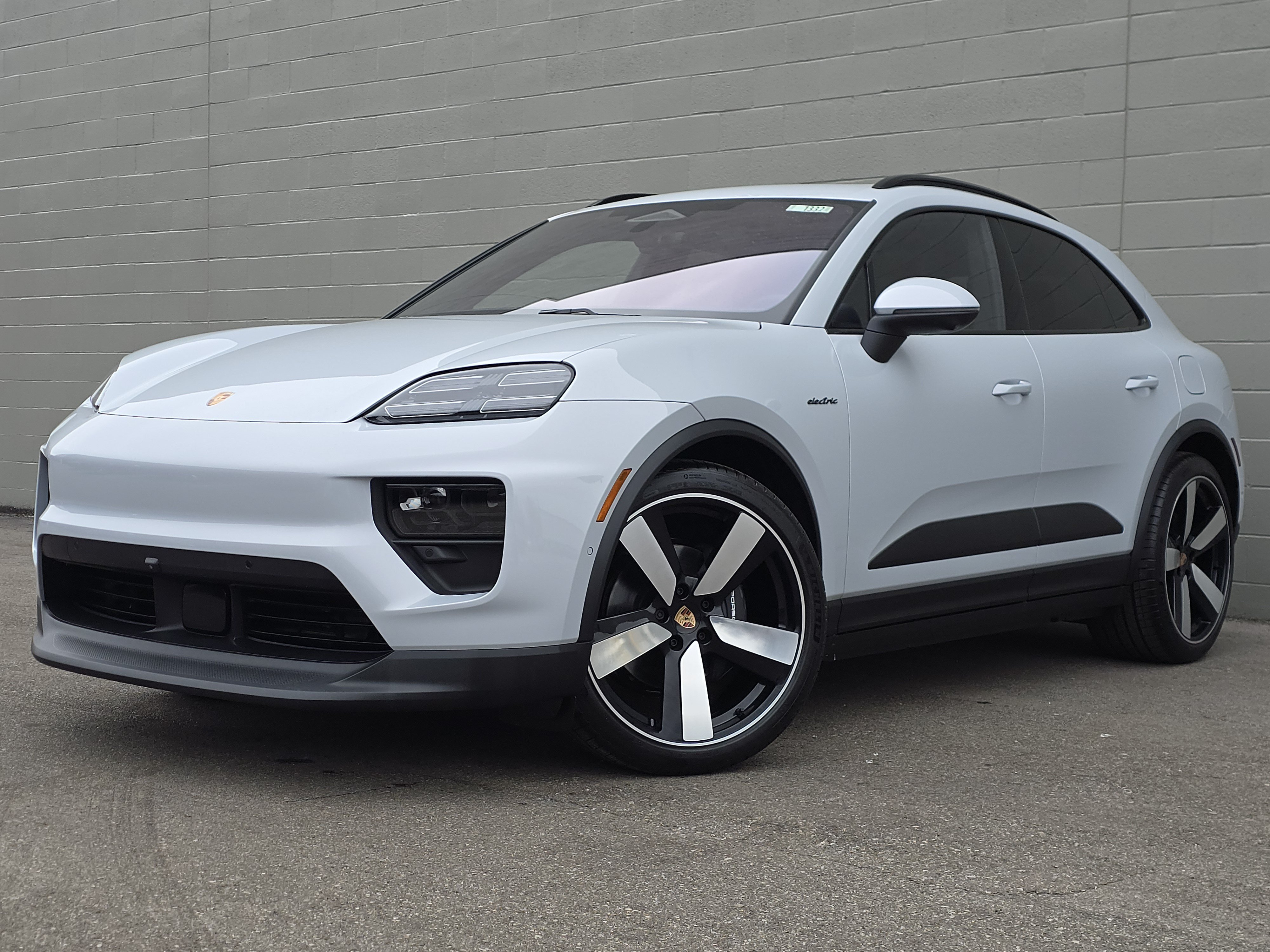 New 2026 Porsche Macan 4 Electric AWD/4WD image 1