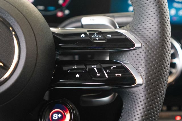 New 2026 Mercedes-Benz GLA 35 AMG 4MATIC image 18