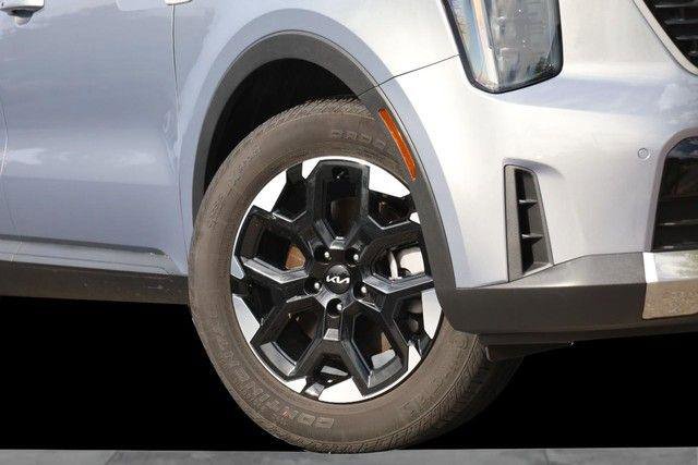 Used 2024 Kia Sorento S w/ Panoramic Sunroof Package AWD/4WD image 3