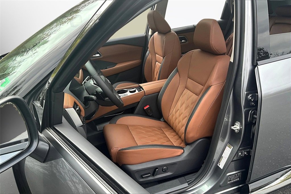 New 2026 Nissan Rogue Platinum image 27