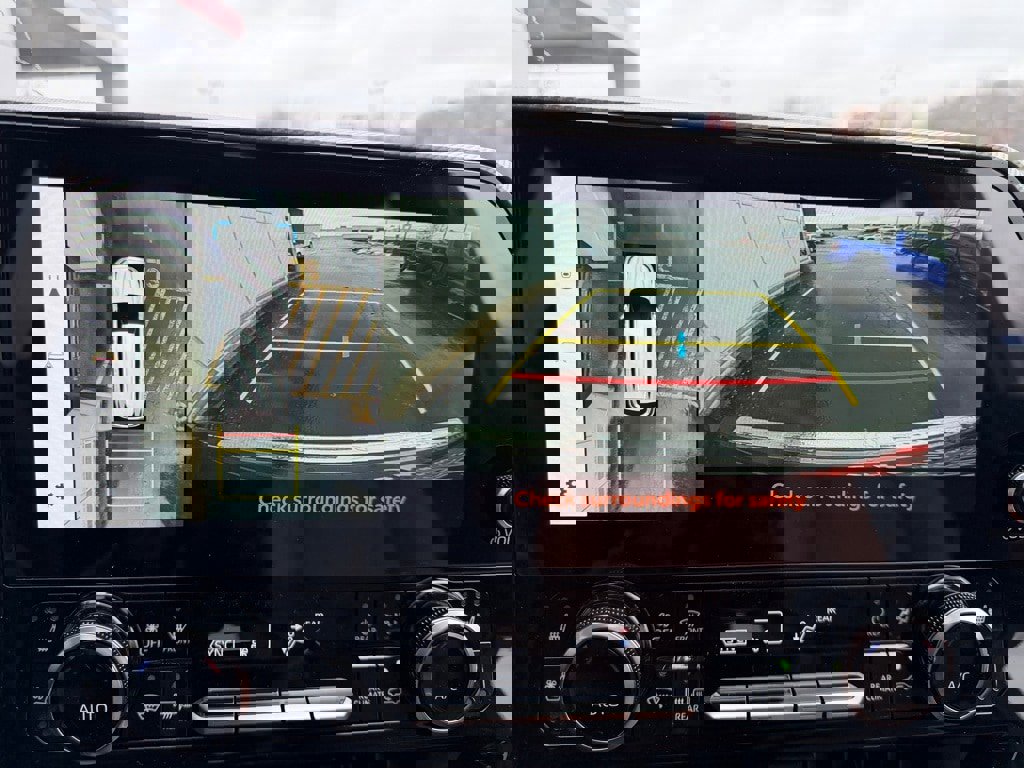 New 2026 Toyota Highlander Platinum image 22