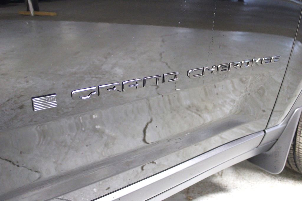 New 2025 Jeep Grand Cherokee Laredo image 37