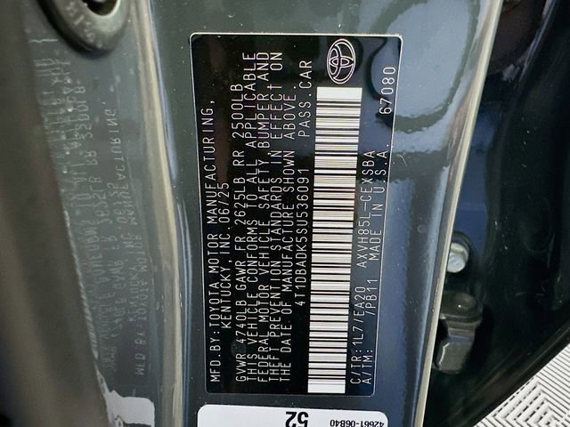 Used 2025 Toyota Camry SE image 29