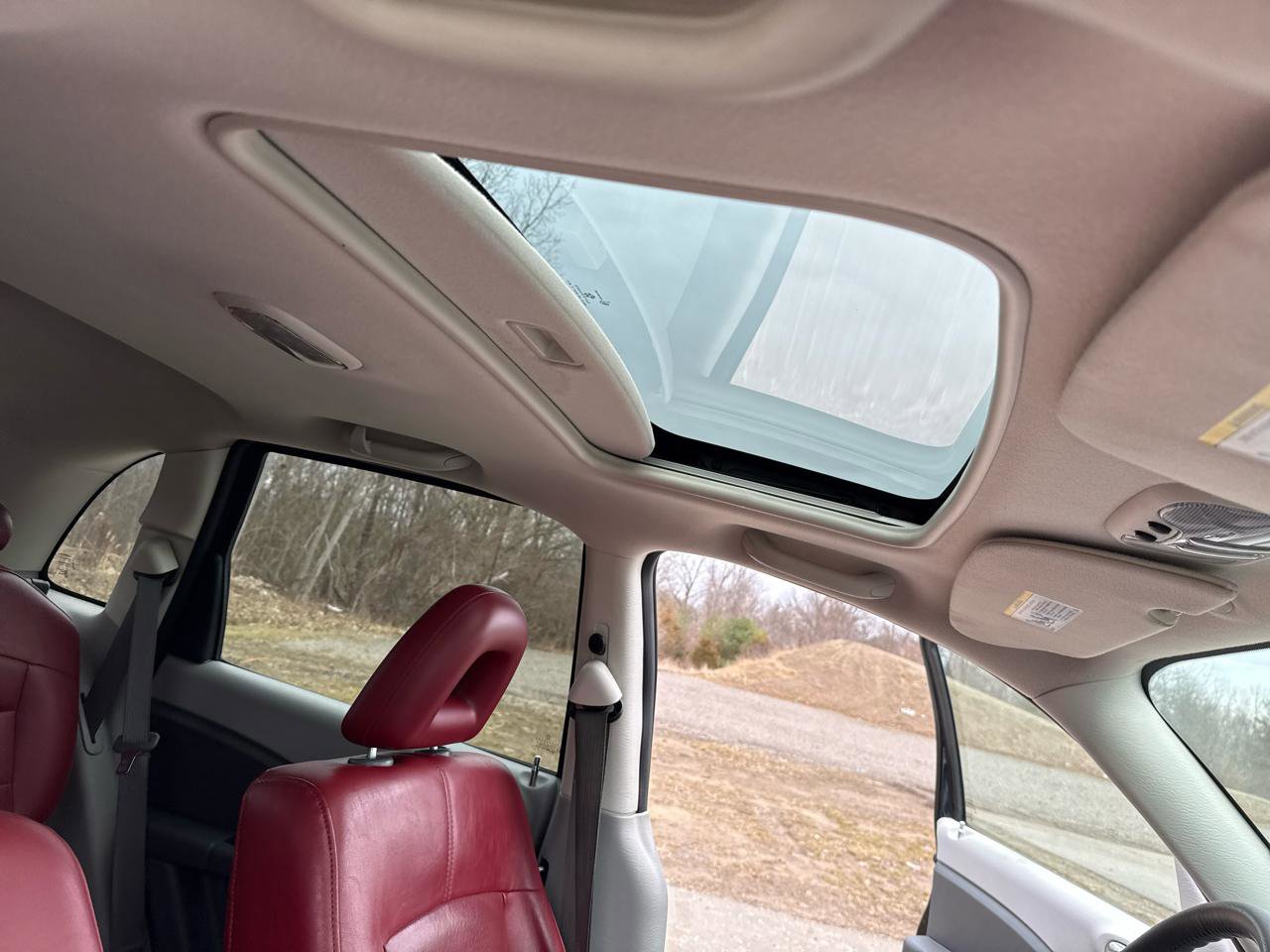 Used 2010 Chrysler PT Cruiser w/ PT Cruiser Couture Edition FWD image 23