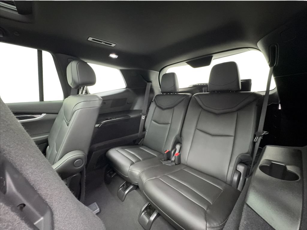 Used 2025 Cadillac XT6 Premium Luxury AWD/4WD image 27