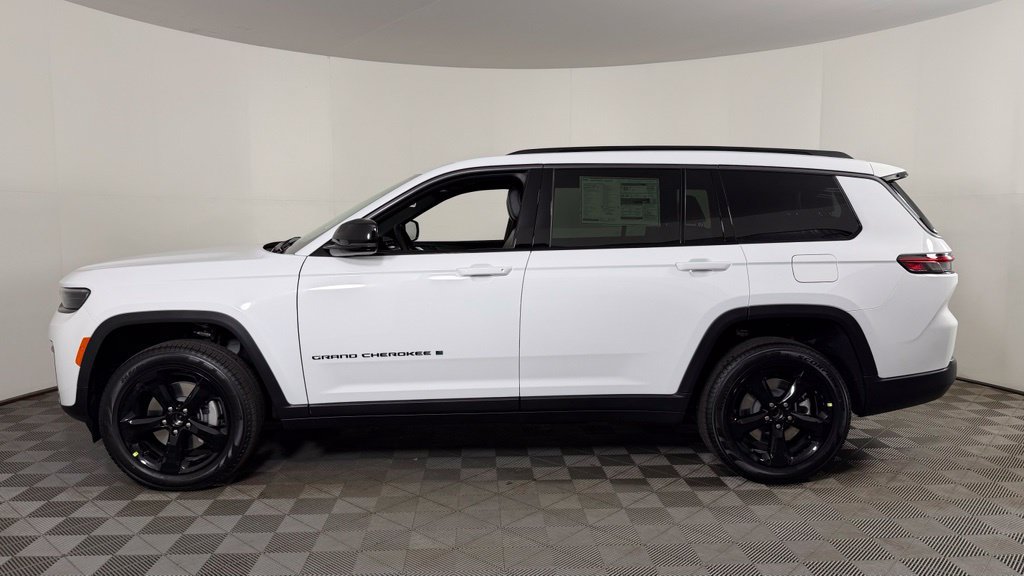 New 2027 Jeep Grand Cherokee L Limited AWD/4WD image 4