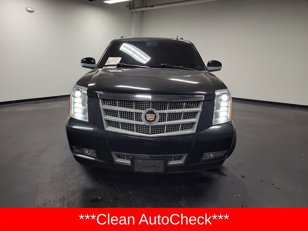 Used 2013 Cadillac Escalade ESV Platinum image 2