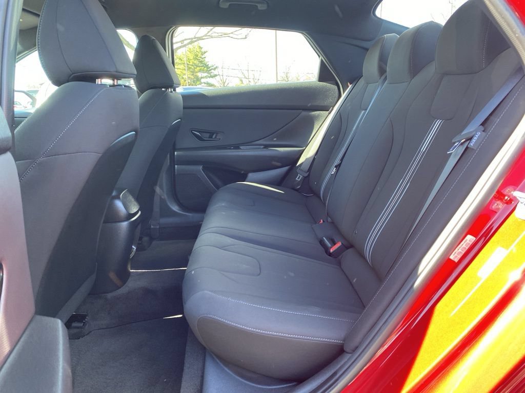 New 2025 Hyundai Elantra Sport w/ Cargo Package FWD image 13
