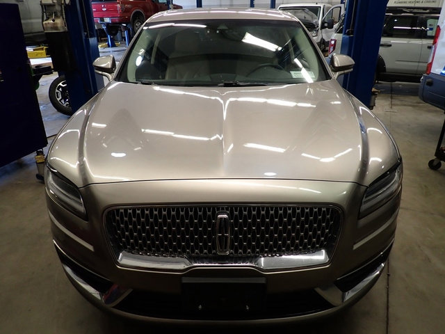 Used 2019 Lincoln Nautilus Premier image 5