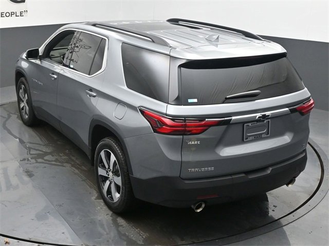 Used 2023 Chevrolet Traverse LT w/ LT Premium Package image 40