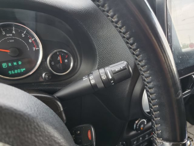 Used 2016 Jeep Wrangler Unlimited Sahara w/ Dual Top Group AWD/4WD image 14