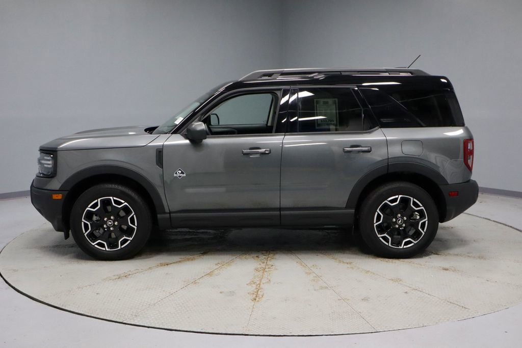 Certified 2025 Ford Bronco Sport Outer Banks w/ Outer Banks Tech Package+ AWD/4WD image 9