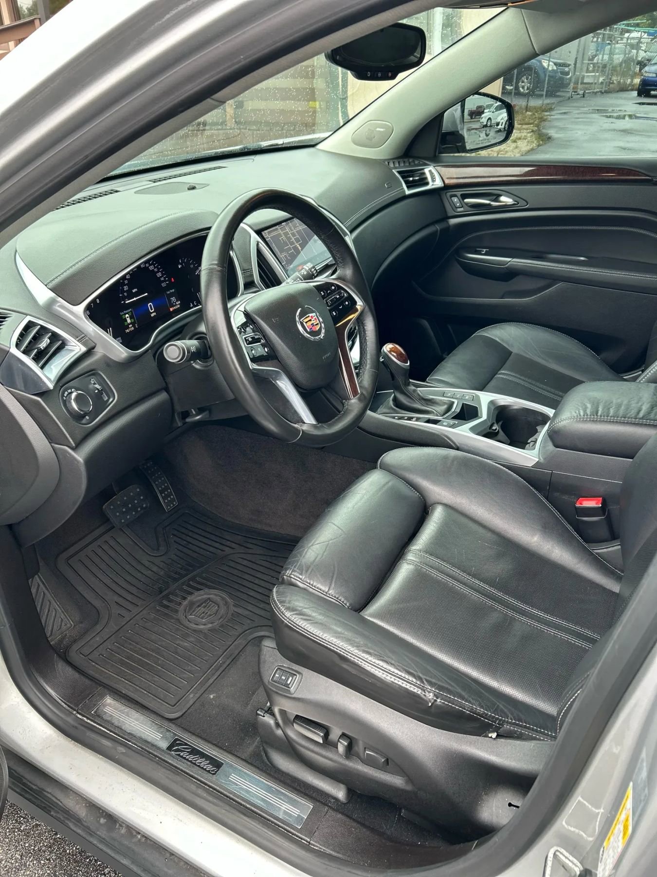 Used 2016 Cadillac SRX Luxury w/ Driver Awareness Package image 13