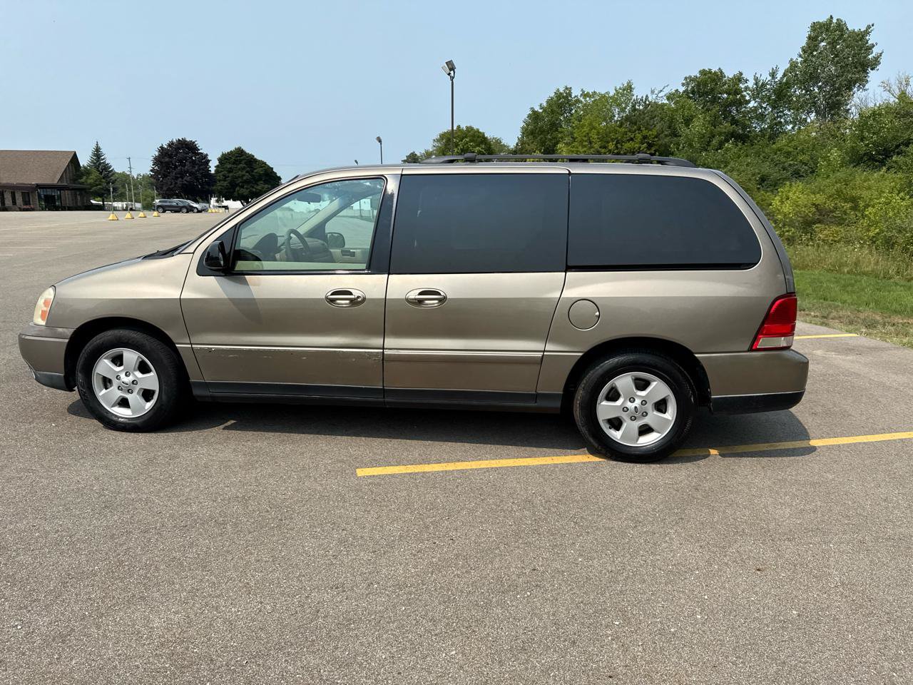 Used 2004 Ford Freestar SES FWD image 8