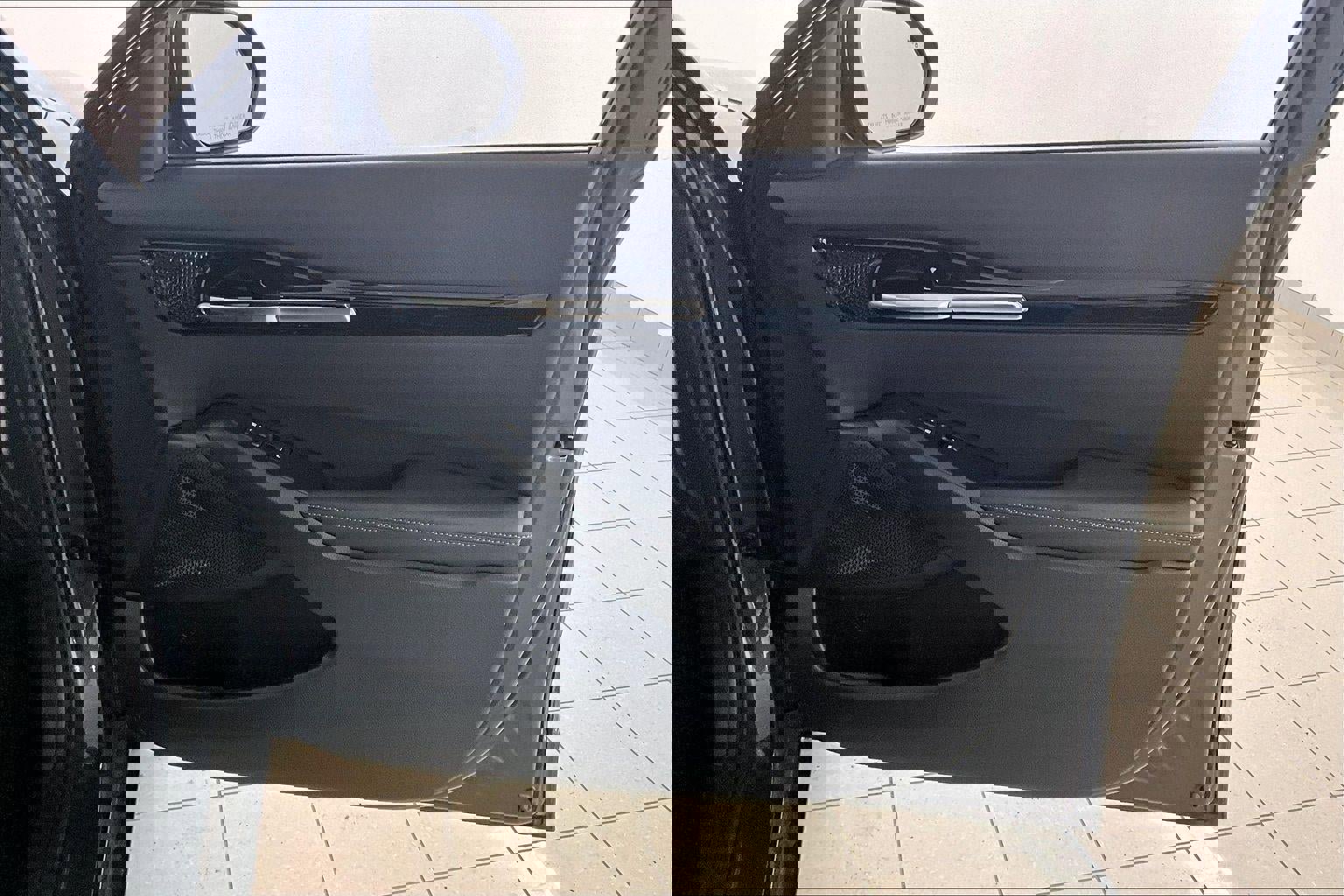 Used 2024 Kia Seltos EX image 28