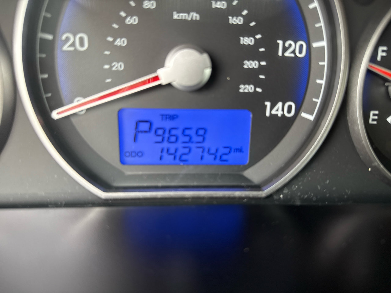 Used 2010 Hyundai Santa Fe GLS image 18