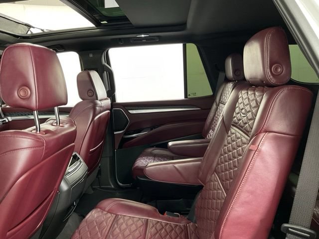 Certified 2025 Cadillac Escalade Sport w/ Touring Package AWD/4WD image 31