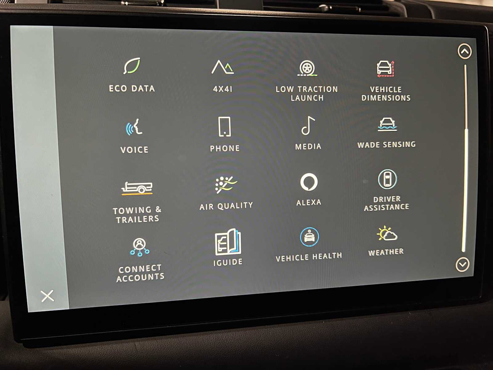 Used 2024 Land Rover Defender 130 X image 39