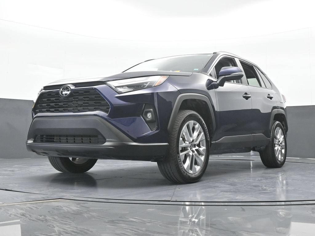 Used 2025 Toyota RAV4 XLE Premium FWD image 57