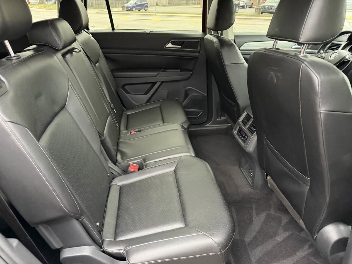 Used 2018 Volkswagen Atlas SE image 17
